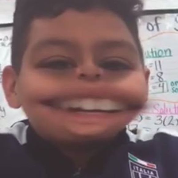 Meet your Posher, Julio jr - Picture 1 of 1